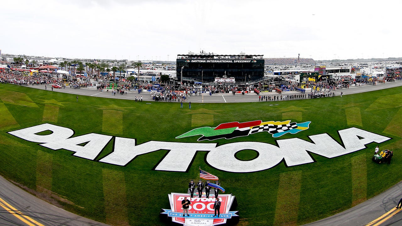Sprint Unlimited Preview: The 2015 Season Revs Up